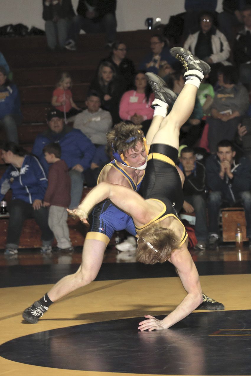 Kimball wrestlers fall to Wildcats