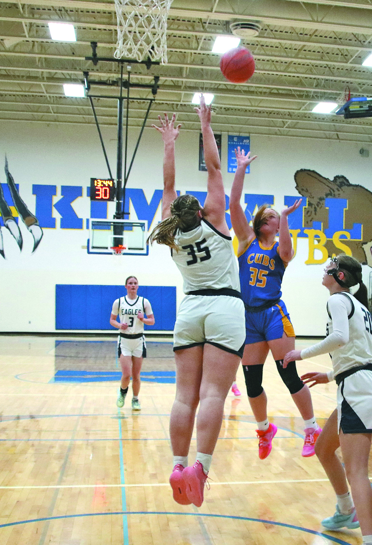 Cub girls top neighbor Eagles, Jurek reaches 1,000-point milestone