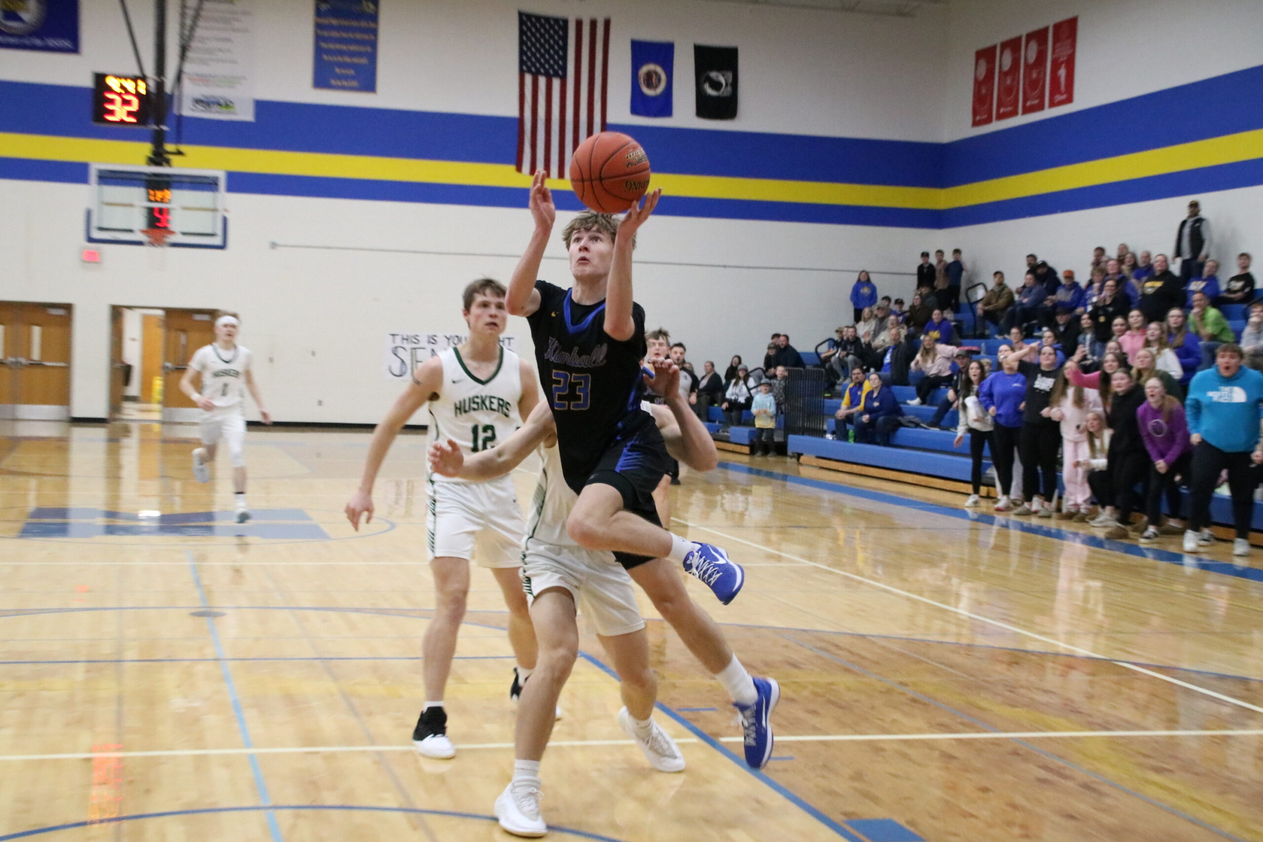 Eagle boys defeat Cubs to end regular season, fall in playoff opener